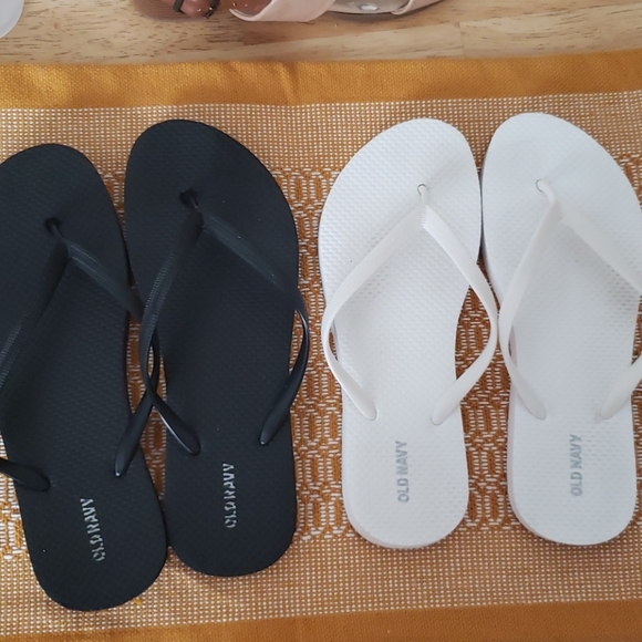Old Navy Shoes - Old navy sandals